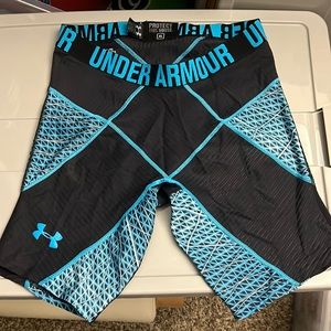 Men’s Under Armour Compression Shorts XL